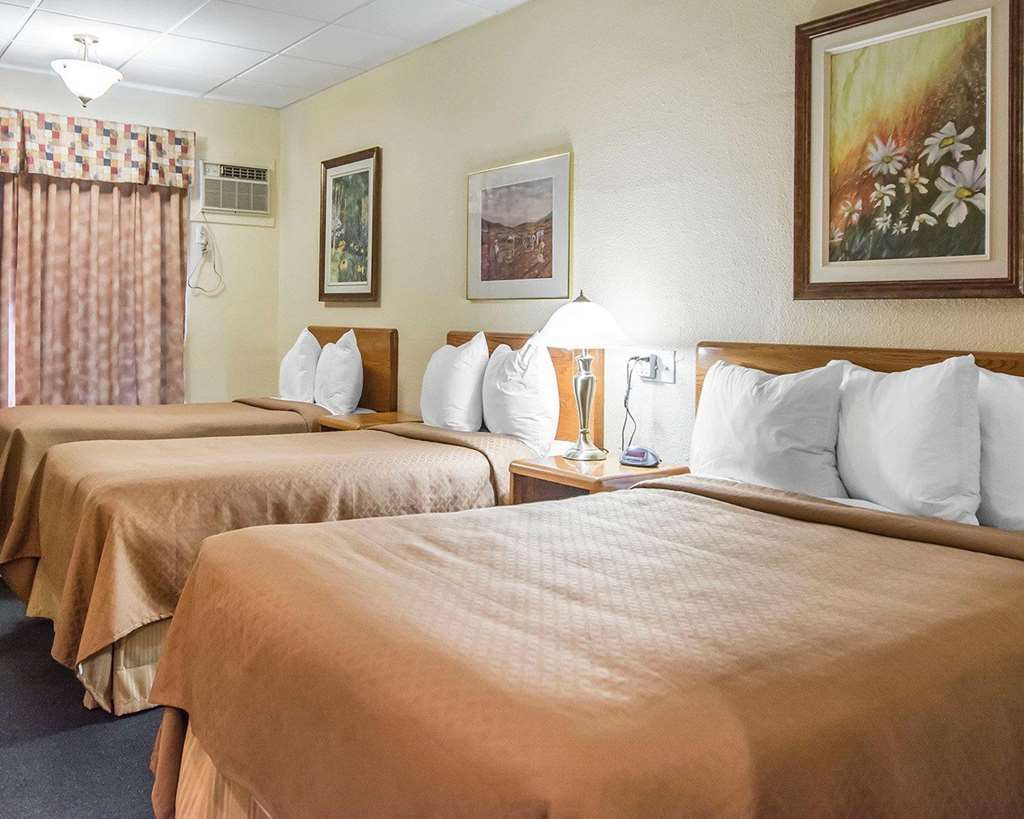 Rodeway Inn Гранд-Фолс Номер фото
